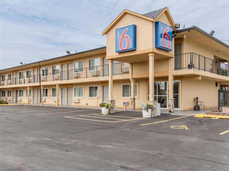 Motel 6-Oshkosh, Wi Exterior photo
