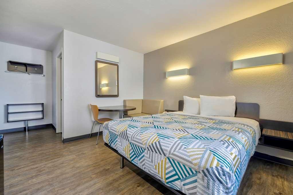 Motel 6-Oshkosh, Wi Room photo